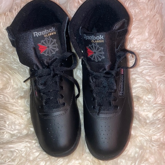 Women’s U.S.A Size 8 Black Freestyle Hi Tops Classic - Picture 1 of 11